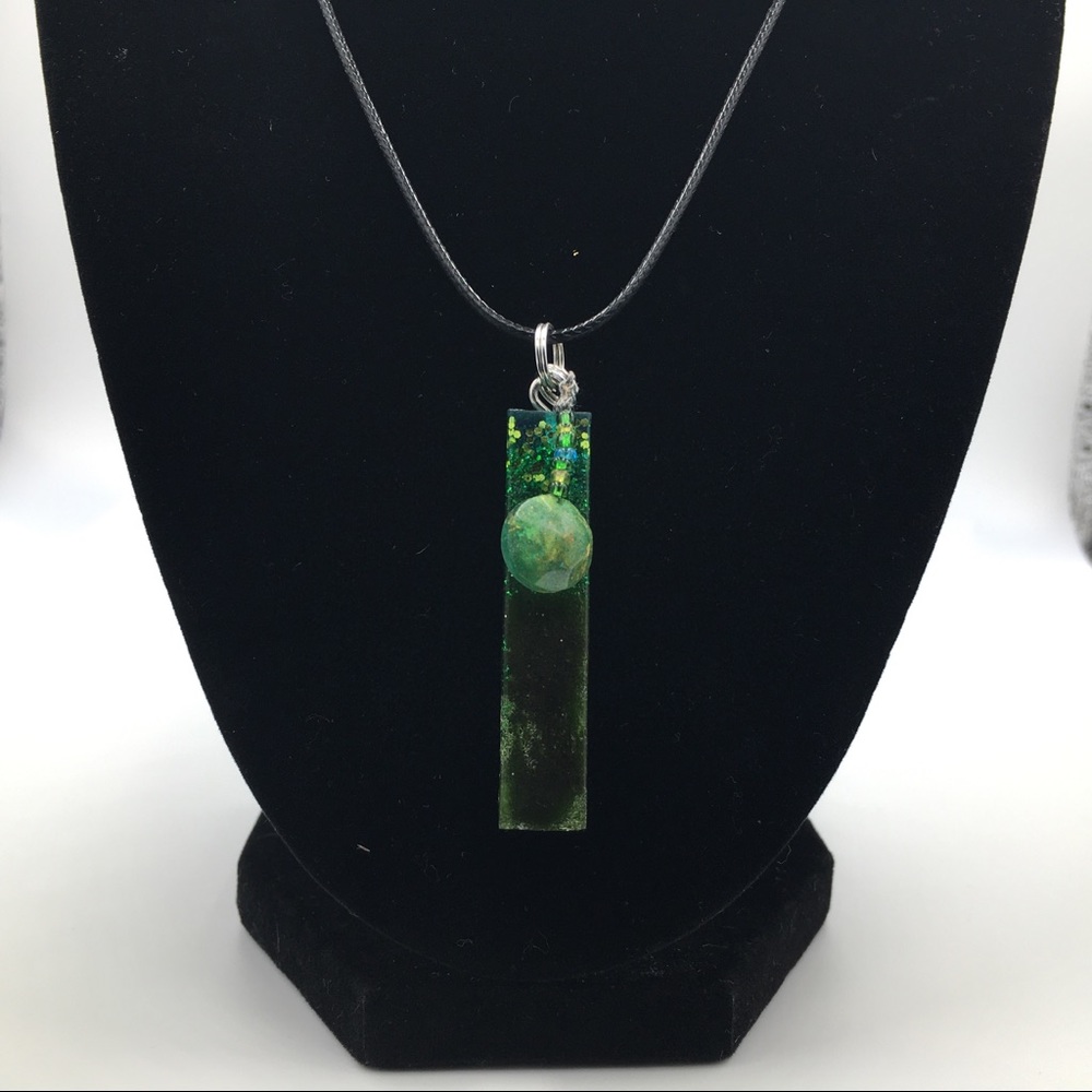 Handmade Green Gem Necklace💚
